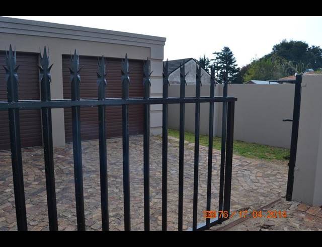 3 BEDROOM PROPERTY TO RENT IN DENNEOORD